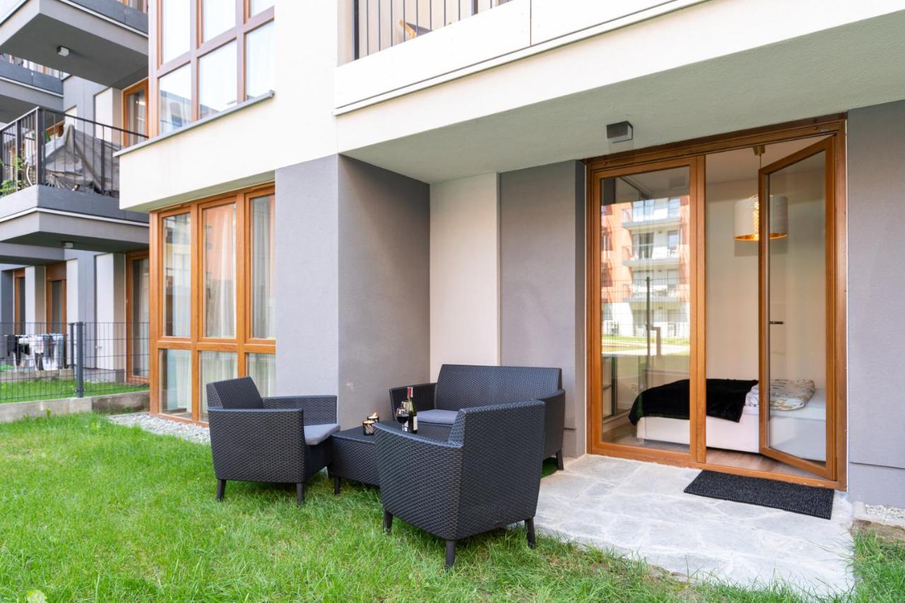 New Apartment, Private Patio Krasków Εξωτερικό φωτογραφία